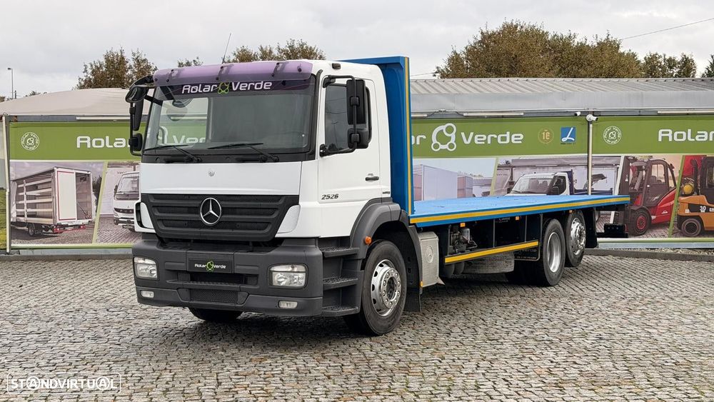 Mercedes Benz 280 ESTRADO DE 8700 mm - 1