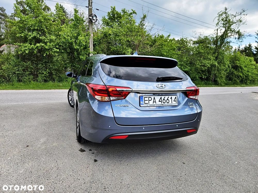 Hyundai i40 Kombi blue 1.7 CRDi Premium - 15