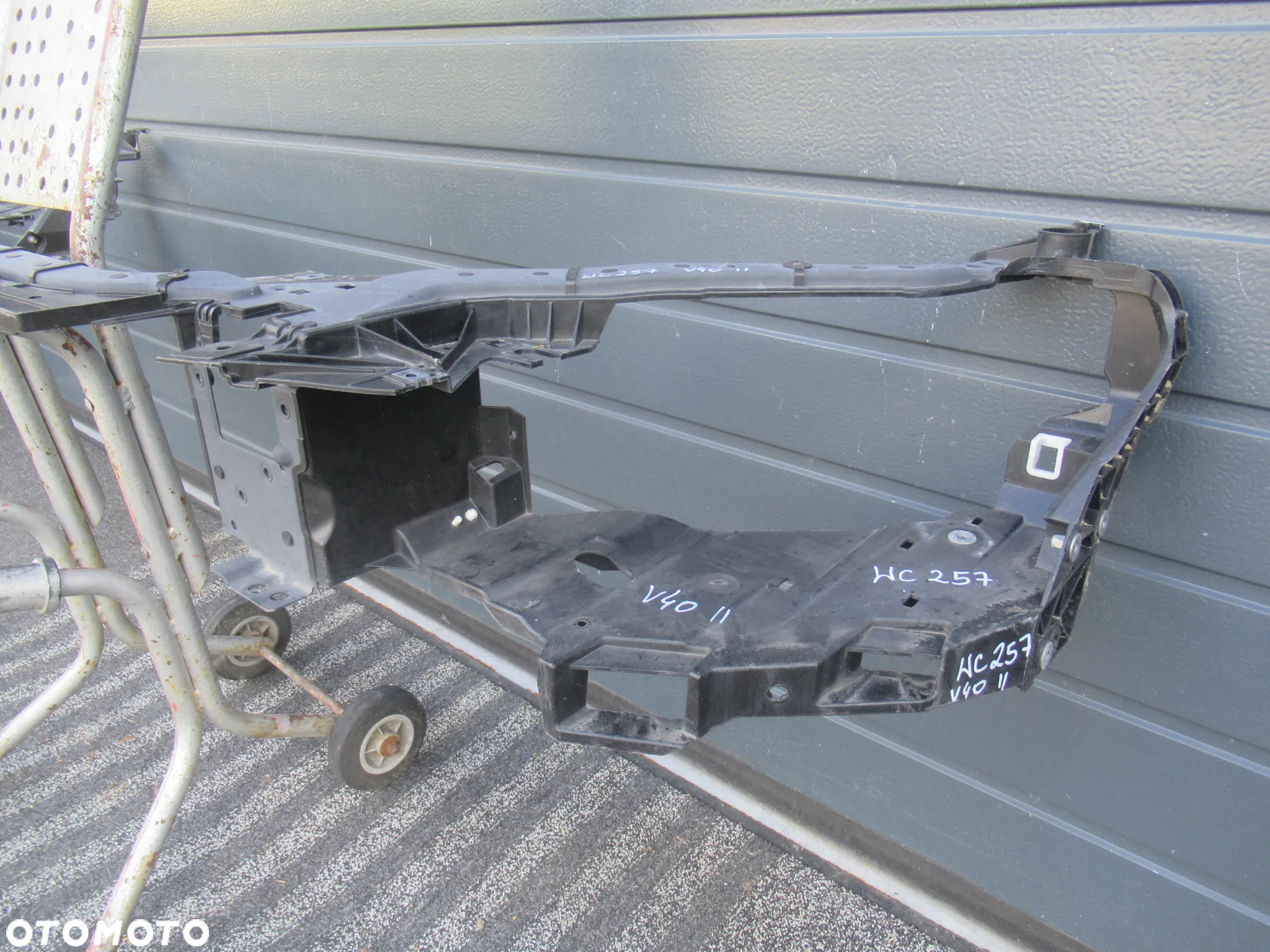 PAS PRZEDNI PRZÓD WZMOCNIENIE CZOŁOWE VOLVO V40 II 31416490 31416490AA 2012 - 15