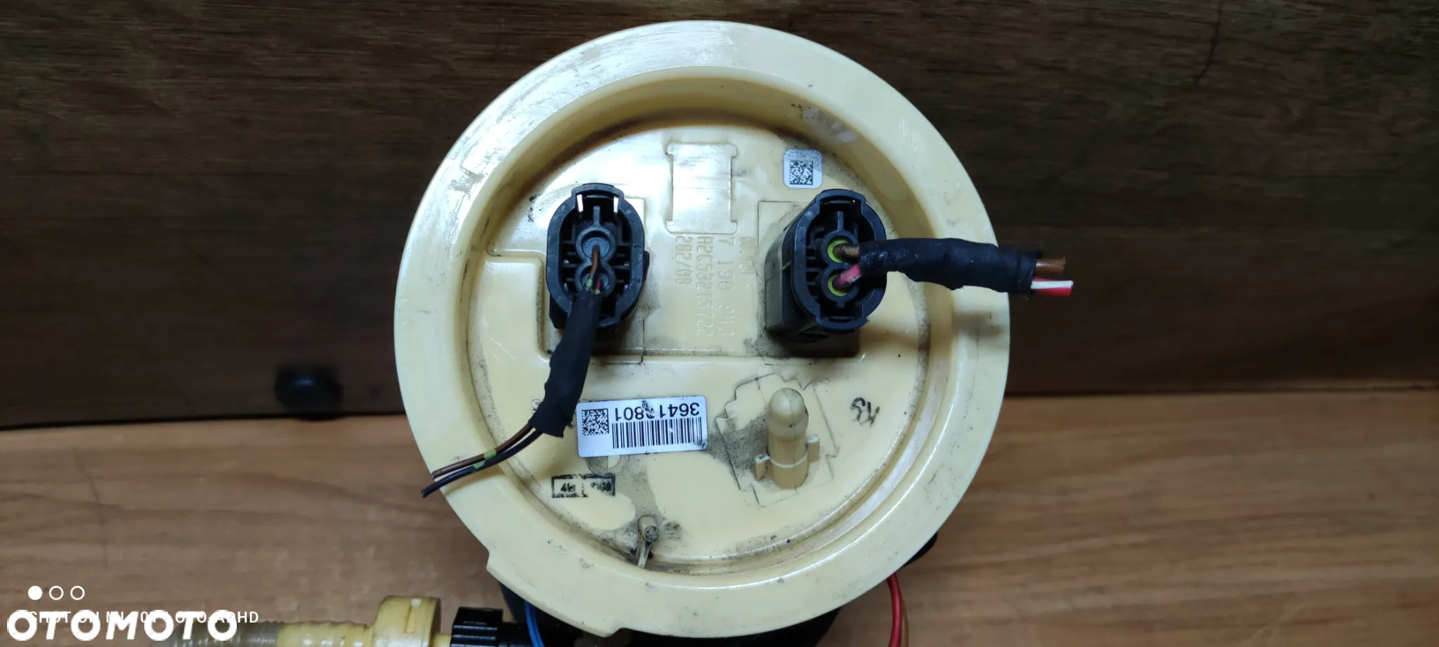 Pompa paliwa pływak czujnik poziomu paliwa BMW e90 e91 e92 LIFT 2,0d 3,0d 7190943 - 2
