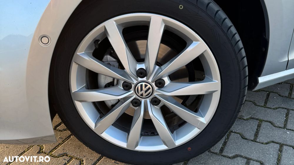 Volkswagen Golf Variant 2.0 TDI (BlueMotion Technology) DSG Highline - 6