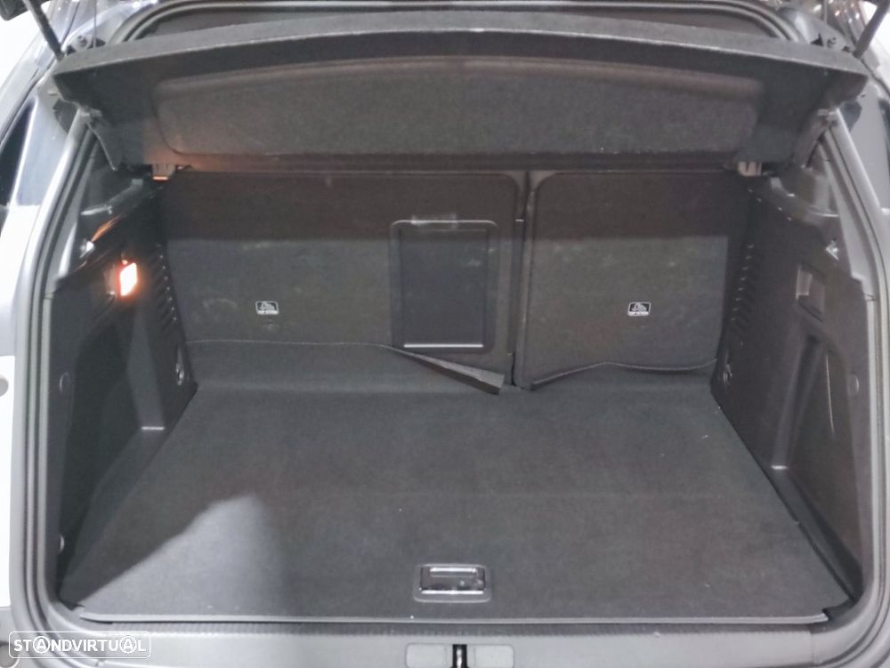 Peugeot 3008 1.6 Hybrid GT e-EAT8 - 39