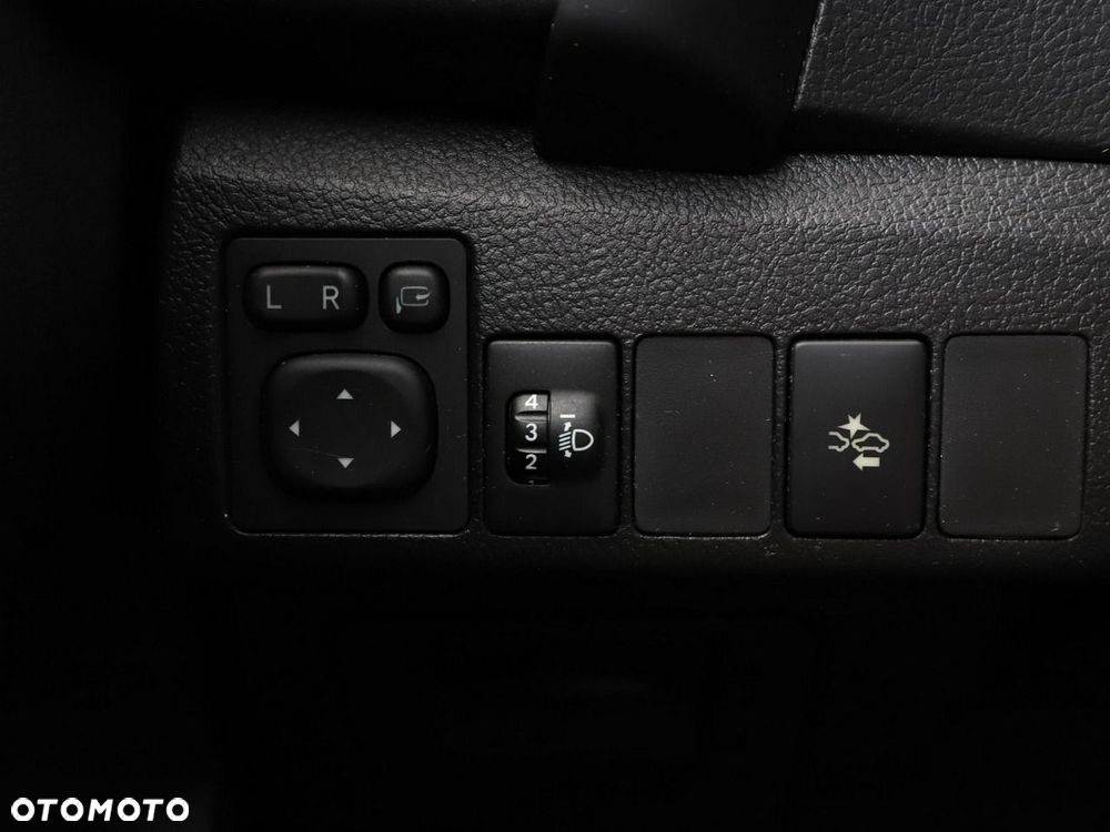 Toyota Auris Hybrid 135 Dynamic - 35