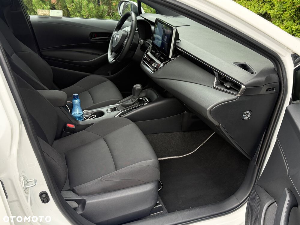 Toyota Corolla - 11