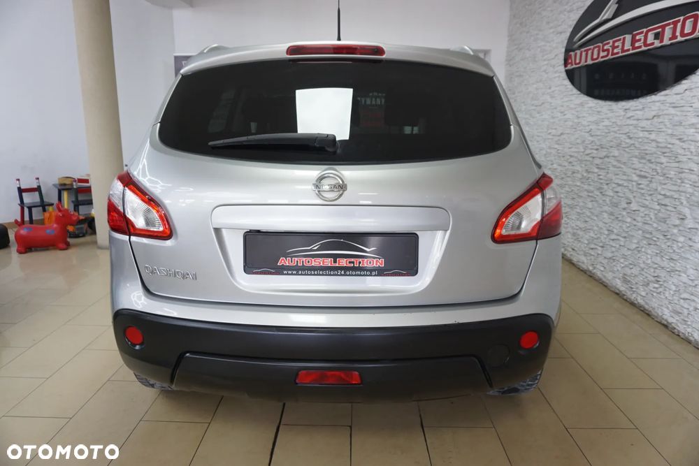 Nissan Qashqai - 11