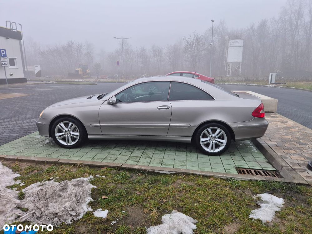Mercedes-Benz CLK 320 CDI 7G-TRONIC Avantgarde - 9