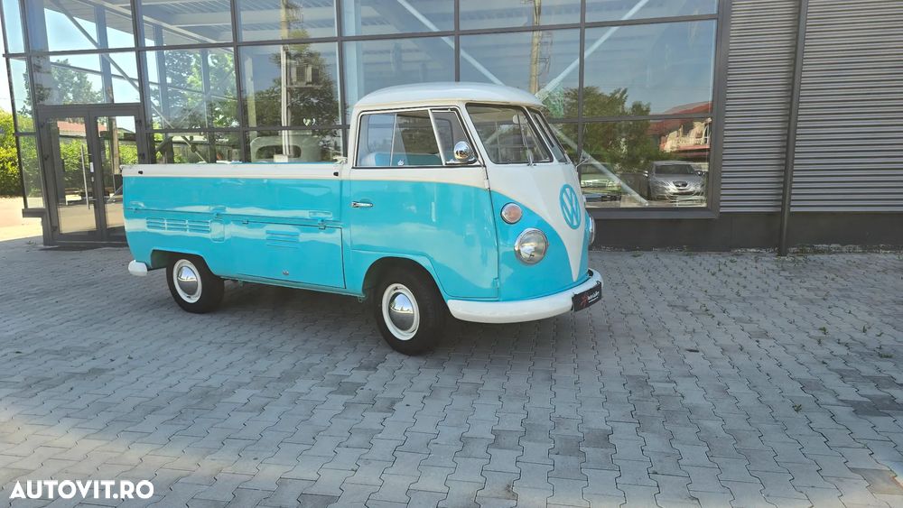 Volkswagen Transporter - 1