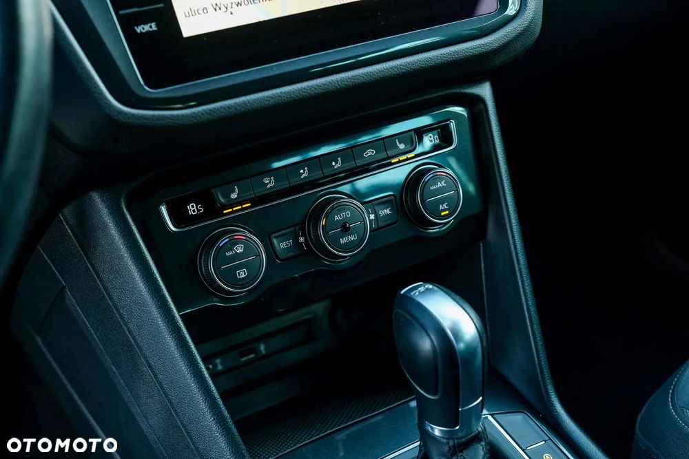Volkswagen Tiguan 2.0 TDI SCR 4MOTION DSG Highline - 20