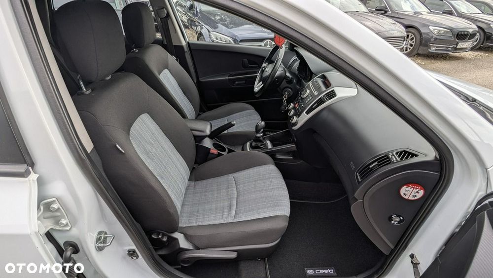 Kia Ceed 1.4 M - 21