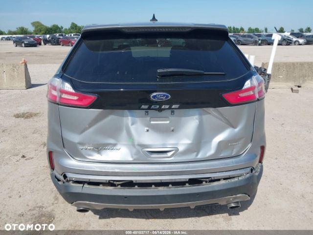 Ford Edge - 11