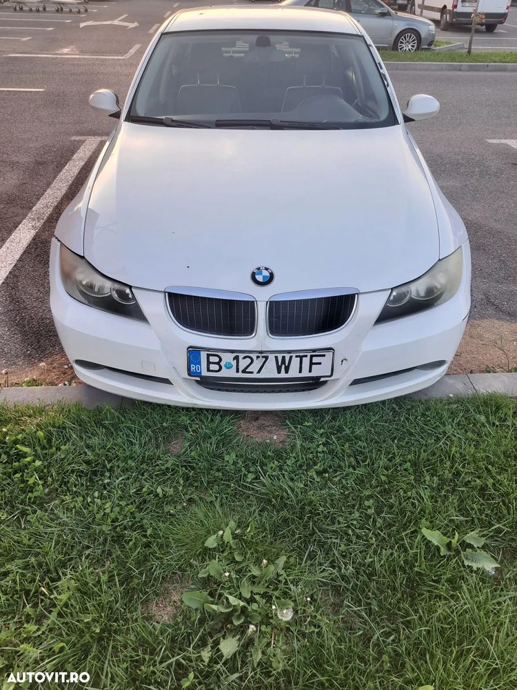 BMW Seria 3 318i - 9