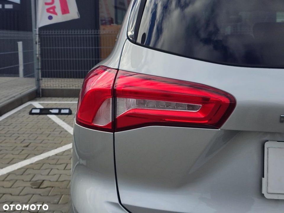Ford Focus - 9