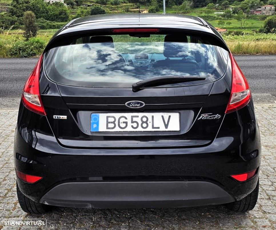 Ford Fiesta 1.4 TDCI - 13