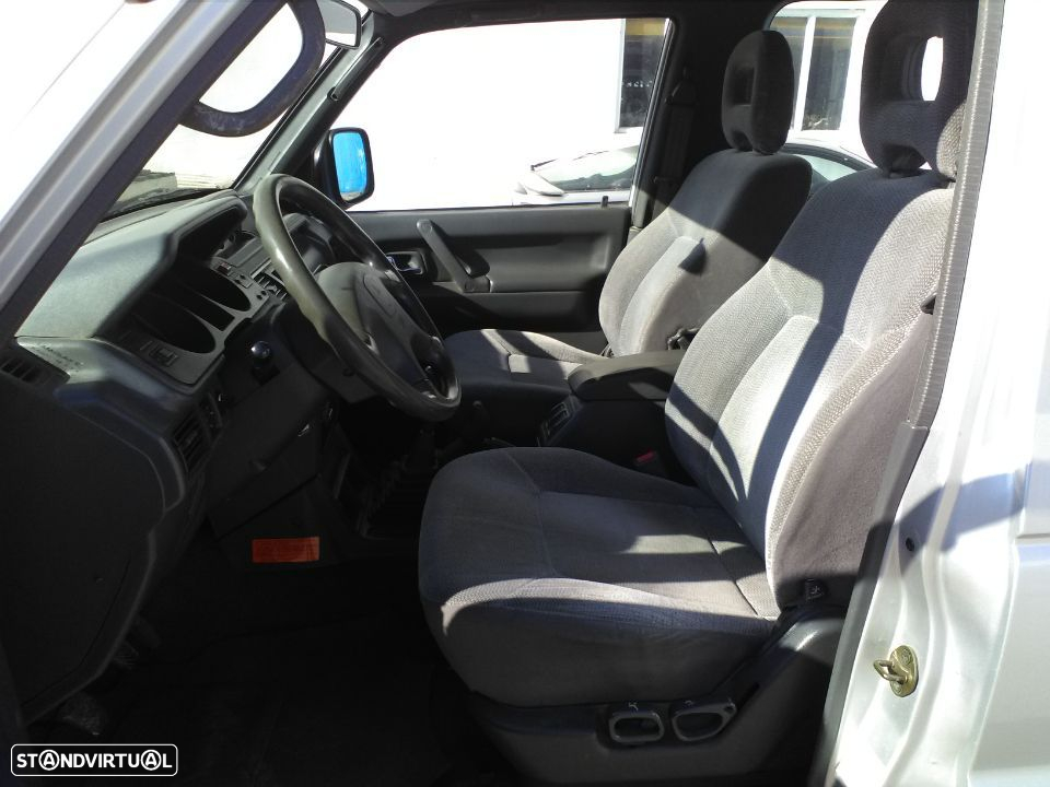 Mitsubishi Pajero 2.8 Turbo Intercooler GLX de 1997 APENAS PARA PEÇAS - 7