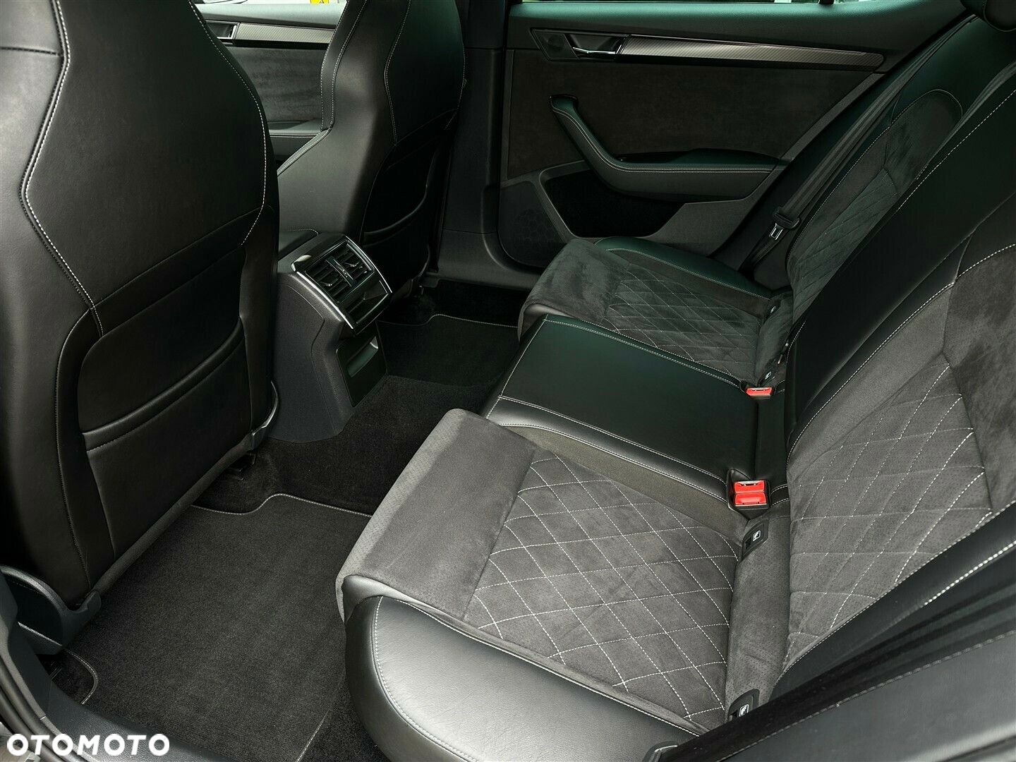 Skoda Superb - 11