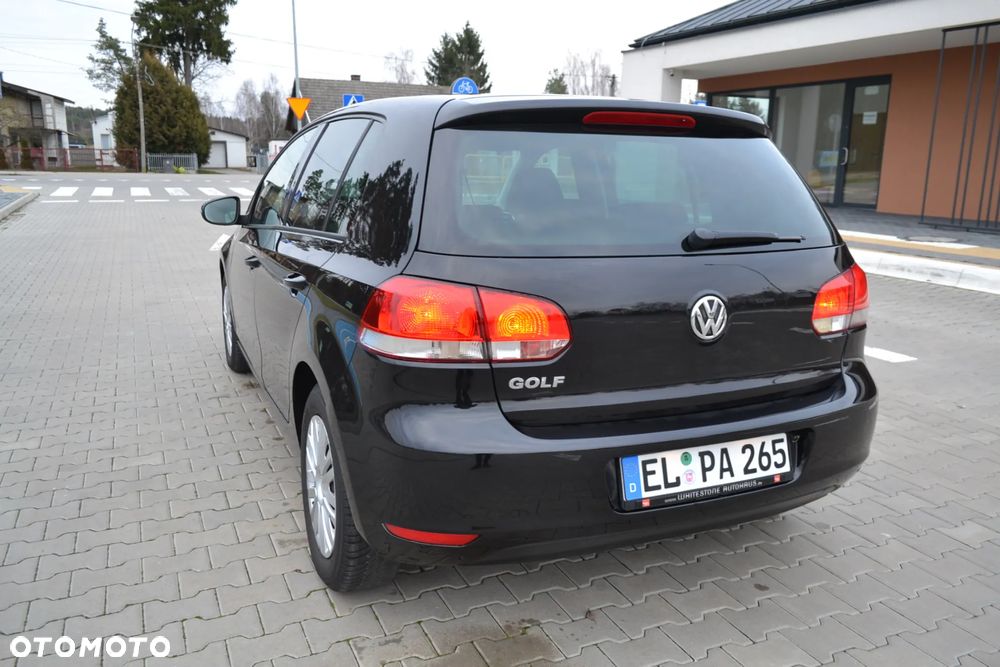 Volkswagen Golf - 32