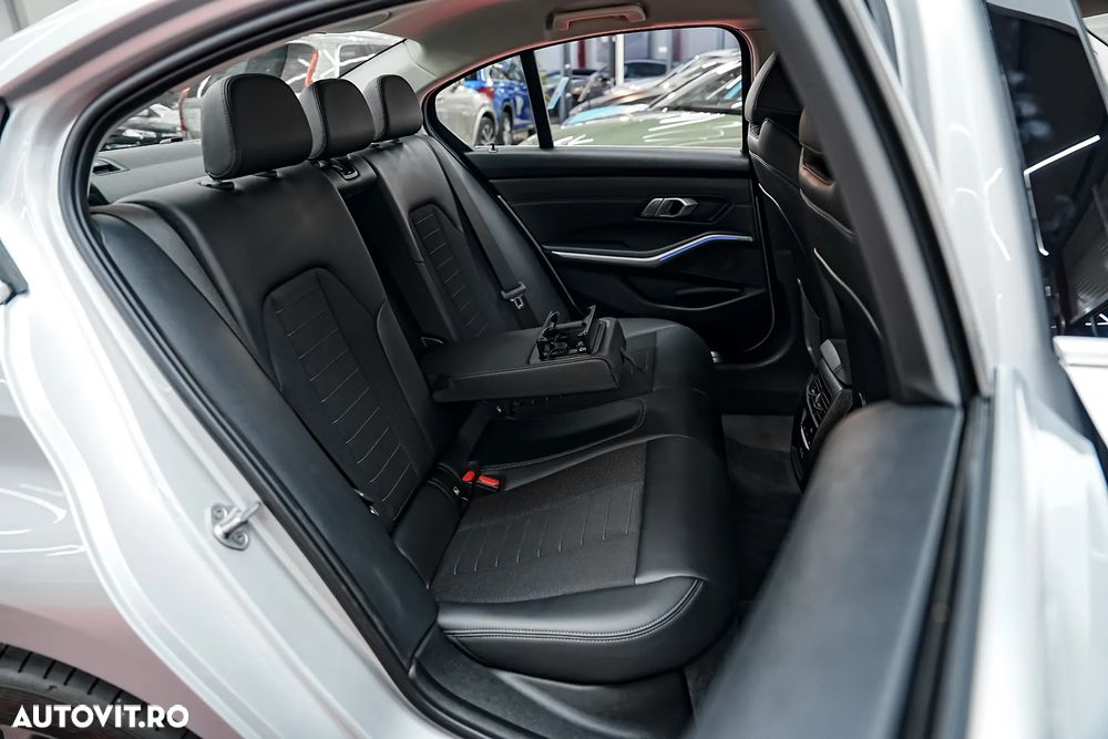 BMW Seria 3 318i Aut. - 10