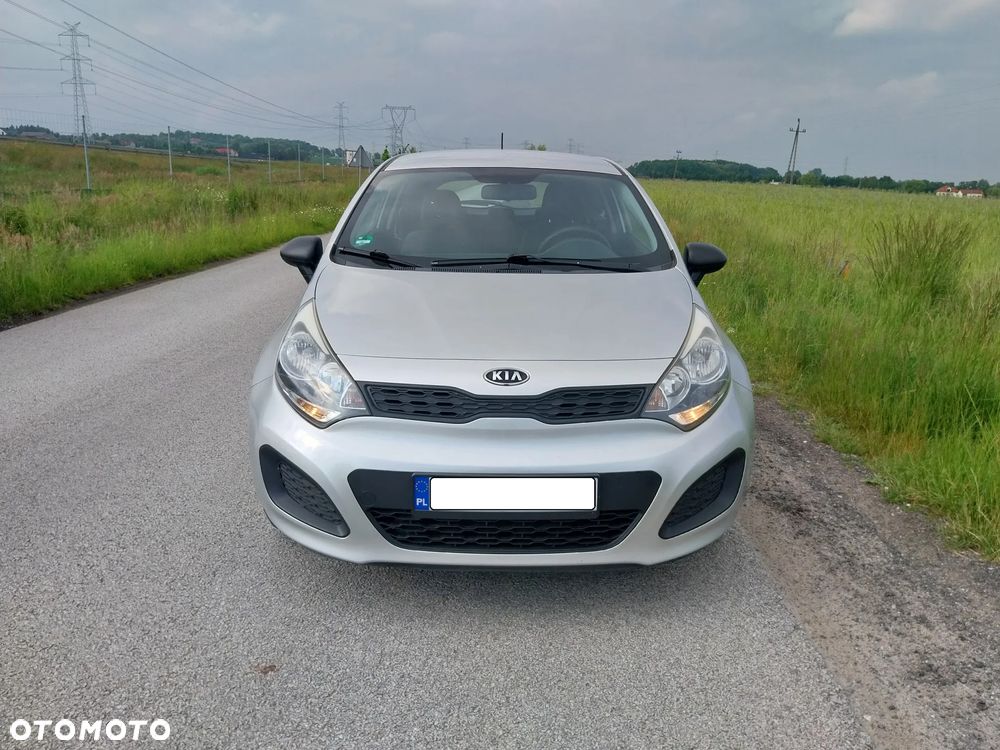 Kia Rio - 7