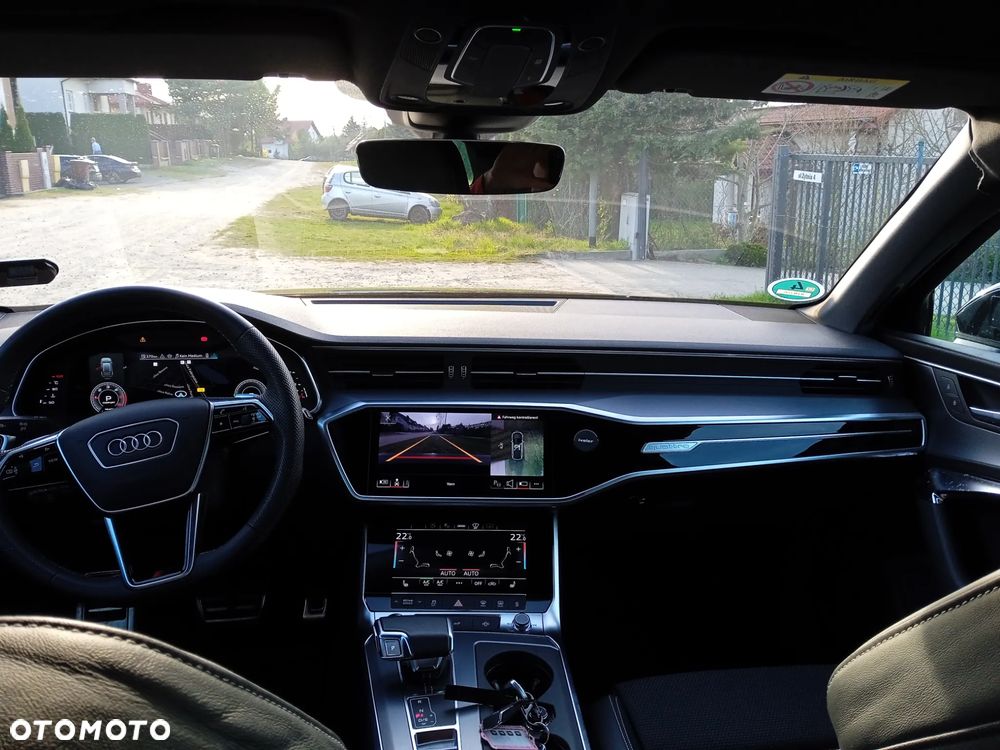 Audi A6 Avant 40 TDI quattro S tronic S line - 28