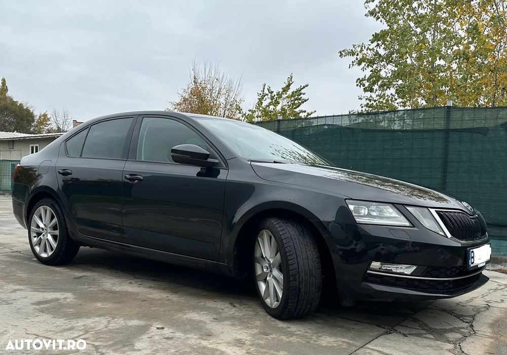 Skoda Octavia 1.6 TDI DSG Style - 3