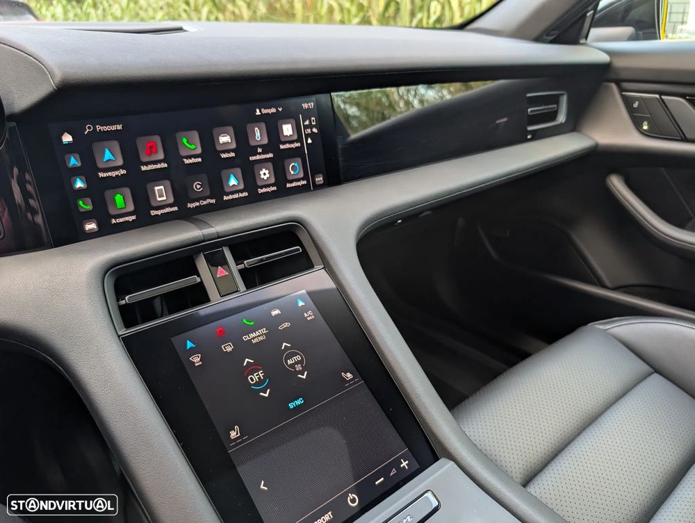 Porsche Taycan Sport Turismo bateria Performance Plus - 22