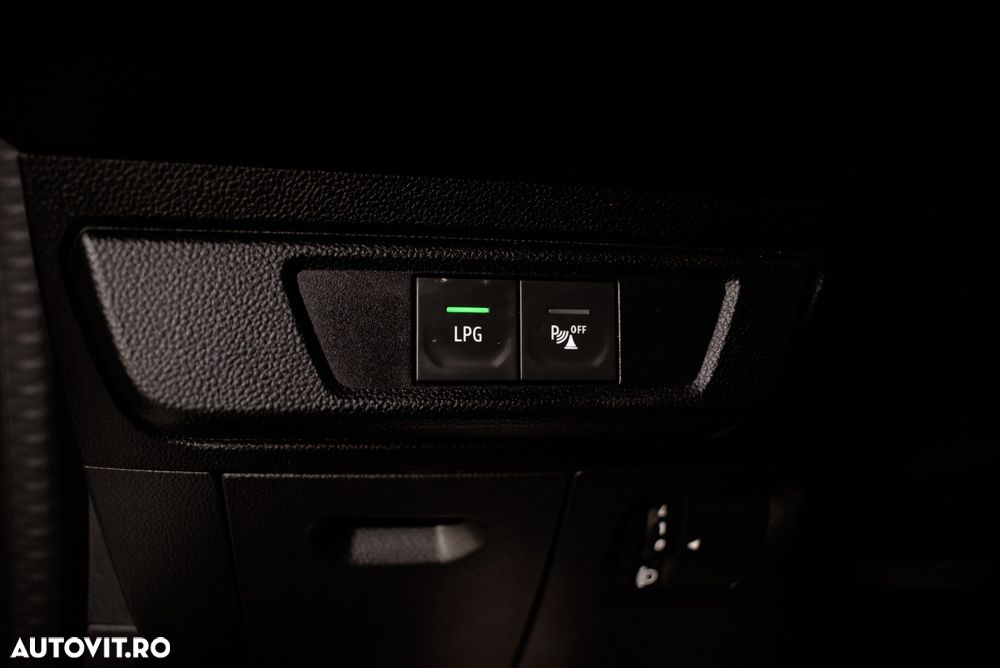 Dacia Logan ECO-G 100 MT6 Comfort - 29