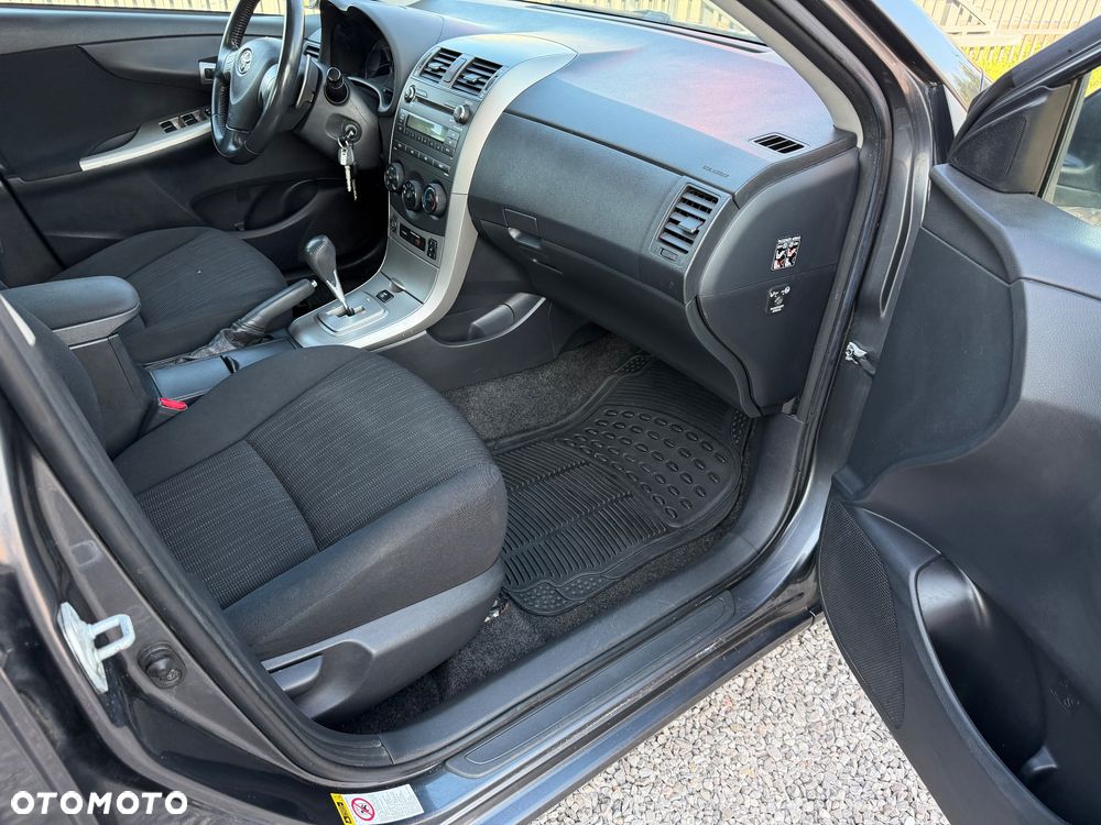 Toyota Corolla 1.6 VVT-i Luna MM - 20