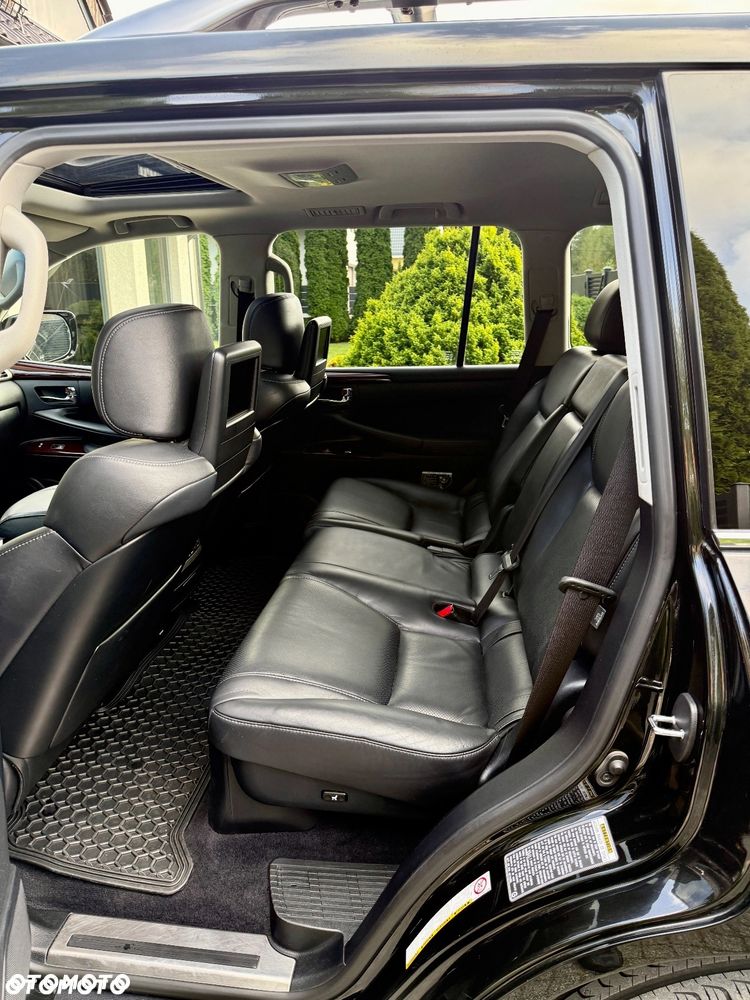 Lexus LX - 20