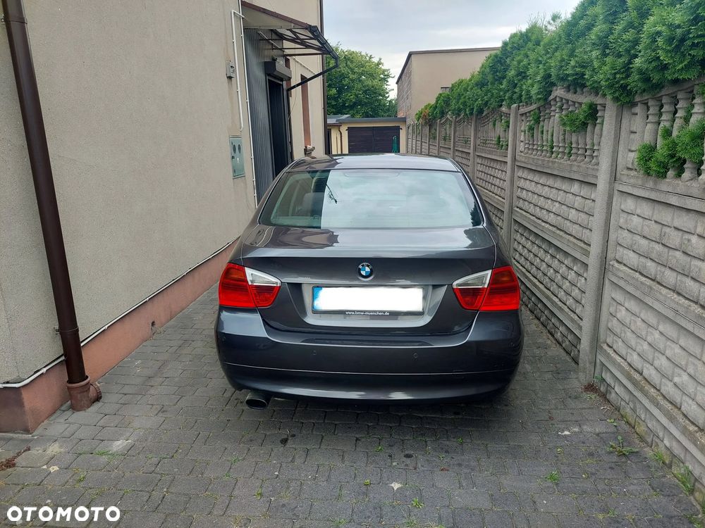 BMW Seria 3 318d - 8