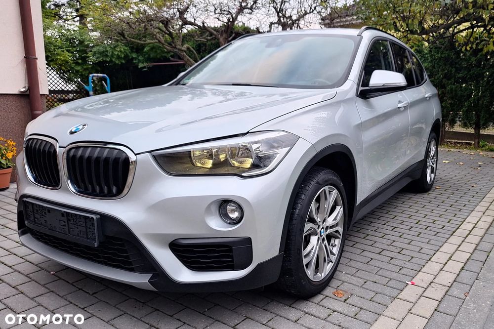 BMW X1 xDrive18d Business Edition - 2