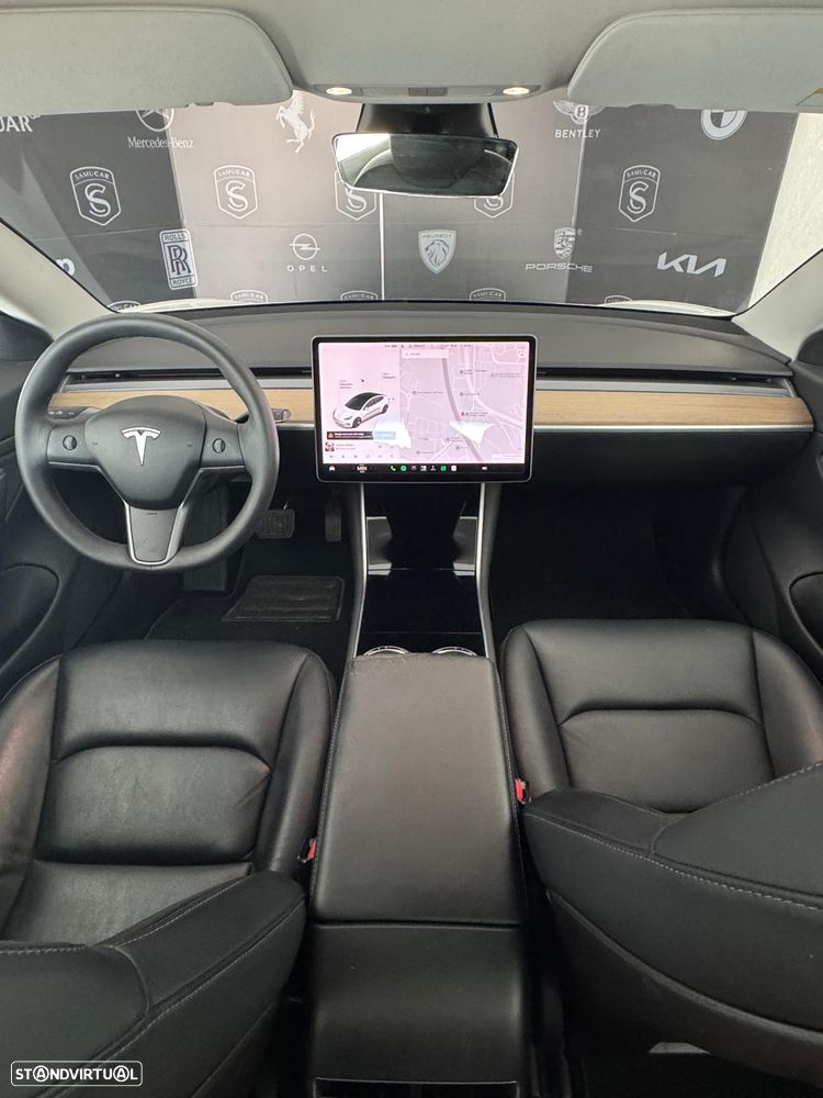 Tesla Model 3 - 14