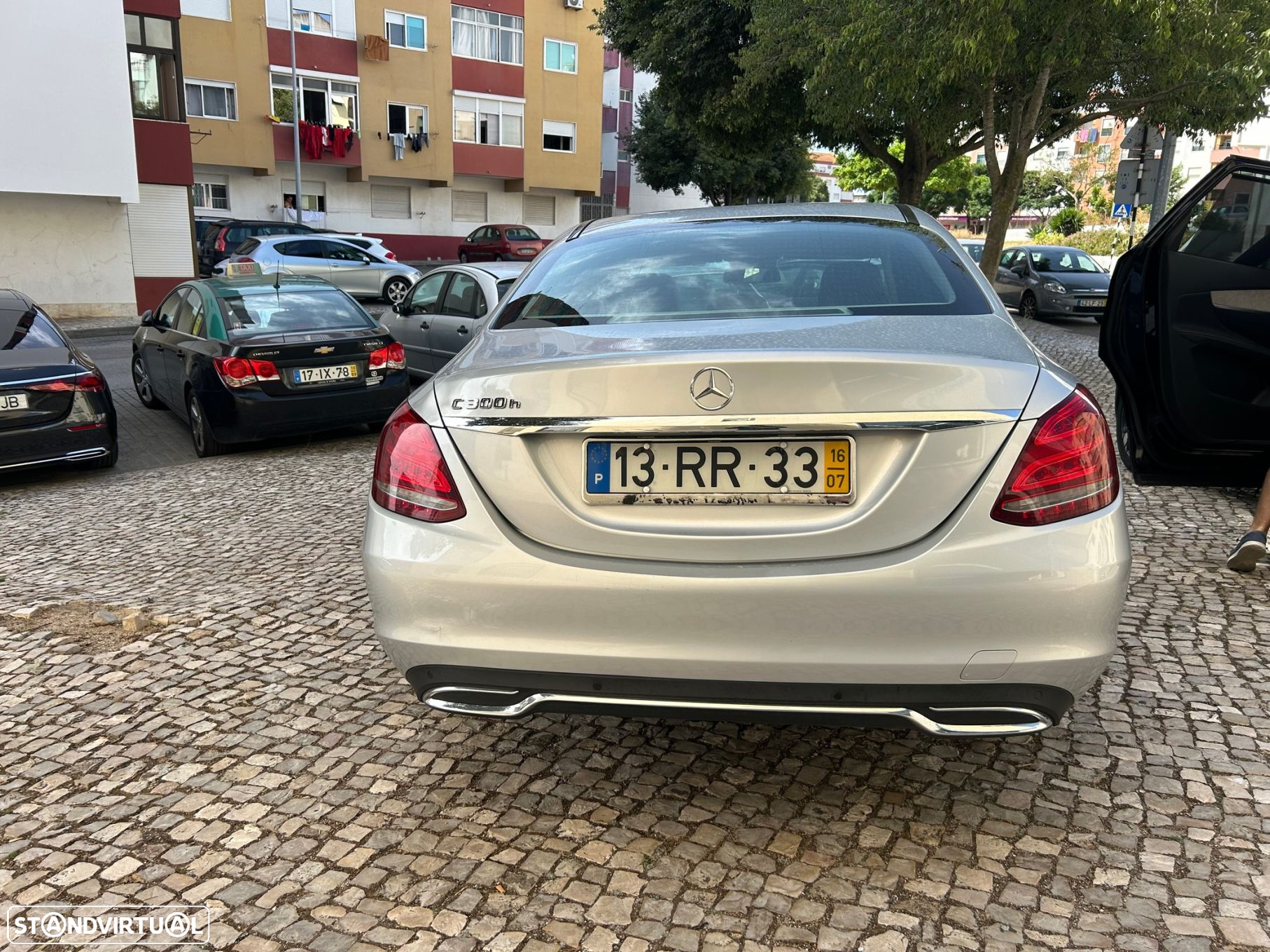 Mercedes-Benz C 300 h Avantgarde - 4