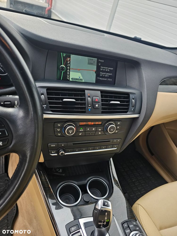 BMW X3 xDrive20d - 27