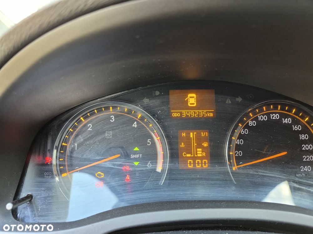 Toyota Avensis 2.0 D-4D 2010 - 2