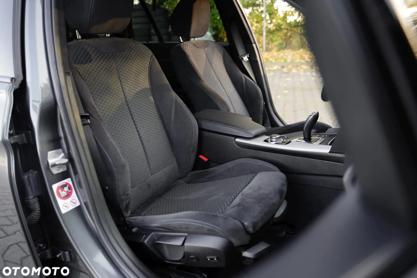 BMW Seria 3 318d M Sport Shadow - 22