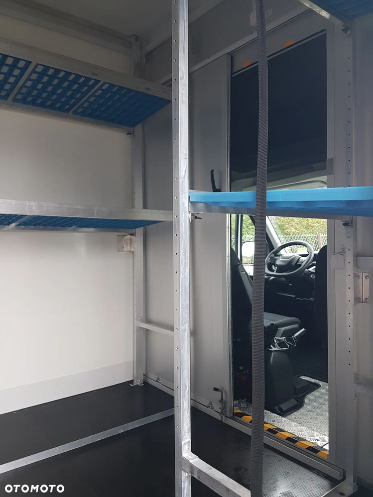Iveco DAILY KONTENER NISKOPODŁOGOWY 4,43x2,23x2,42 SKLEP FOODTRUCK BAR KLIMA KONIOWÓZ KAMPER - 35