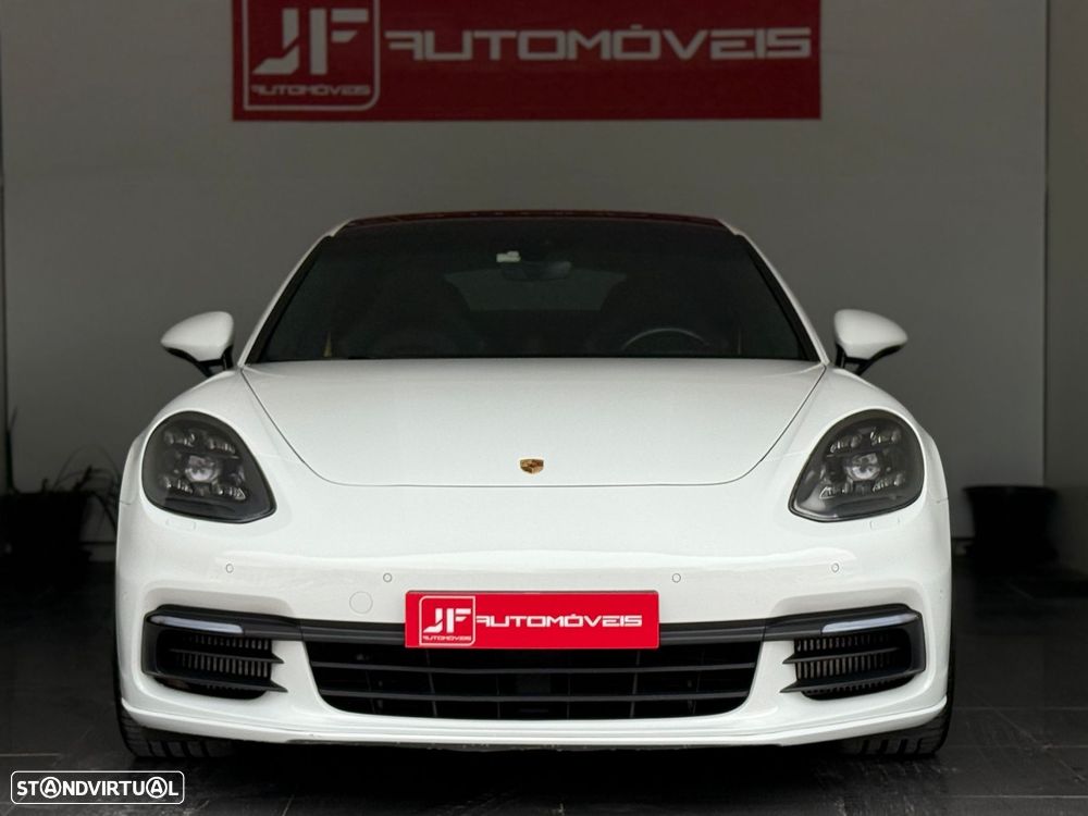 Porsche Panamera 4 S - 22