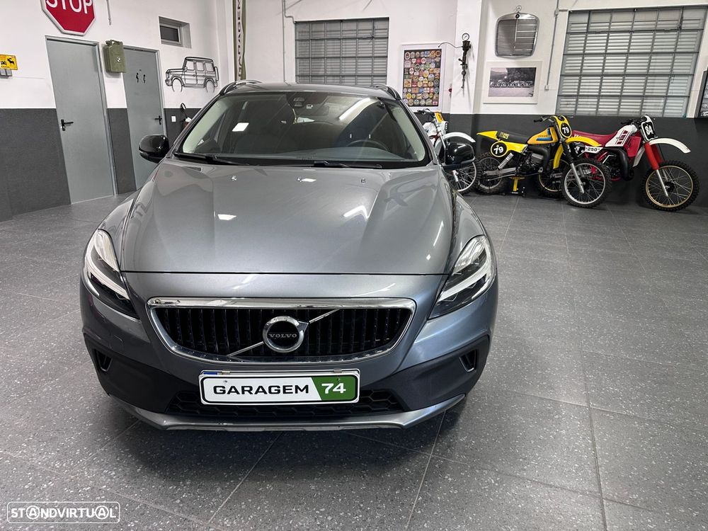 Volvo V40 Cross Country 2.0 D3 Plus - 19