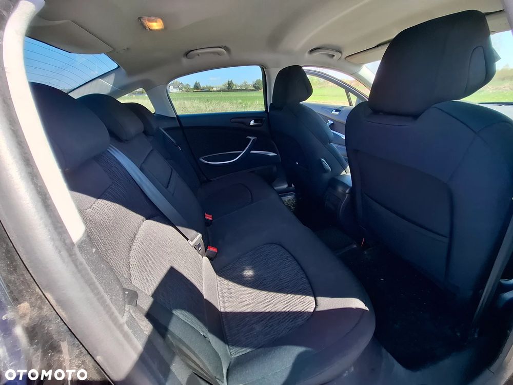 Citroën C5 e-HDi 115 EGS6 FAP Tendance - 16