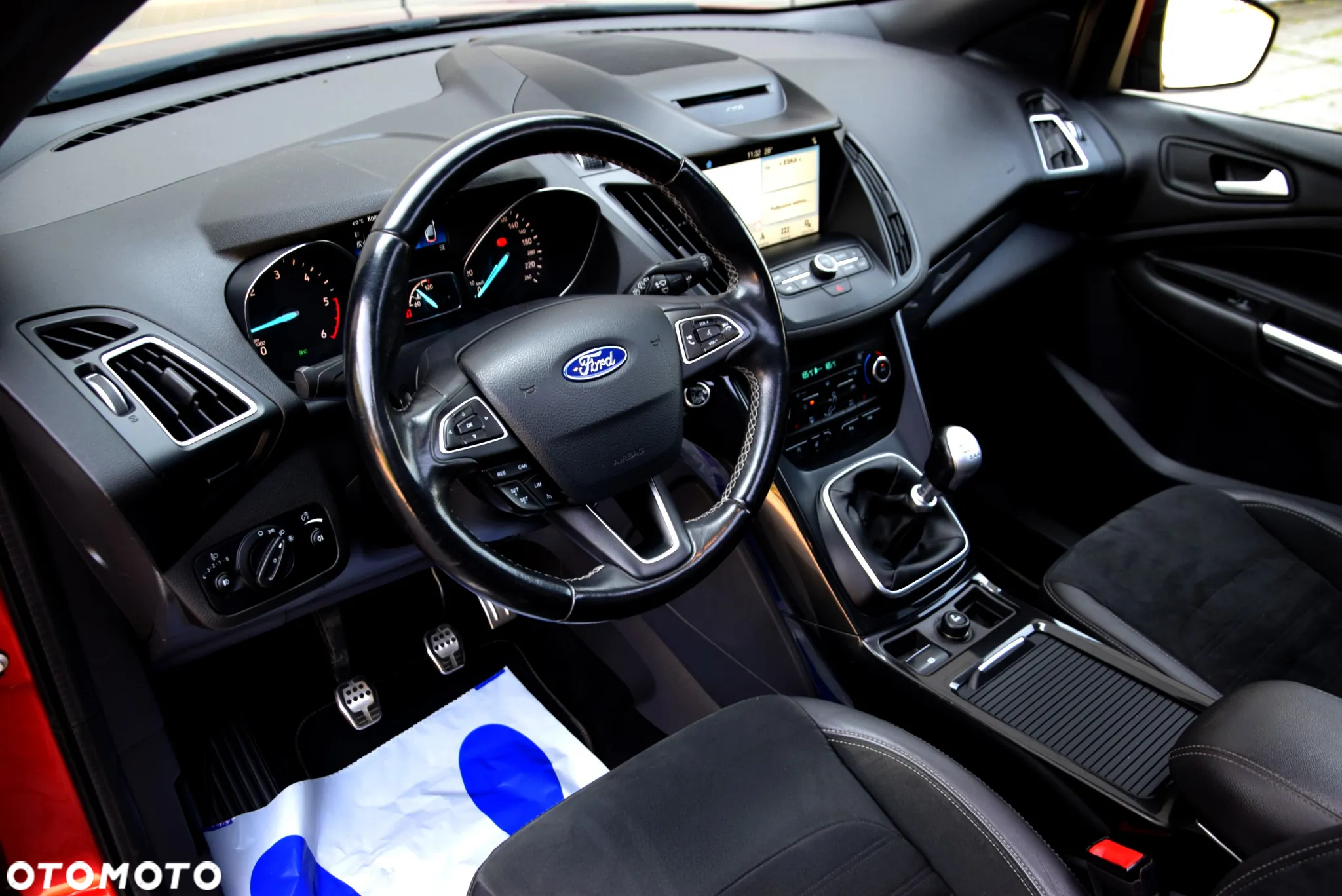 Ford Kuga 2.0 TDCi AWD ST-Line - 19