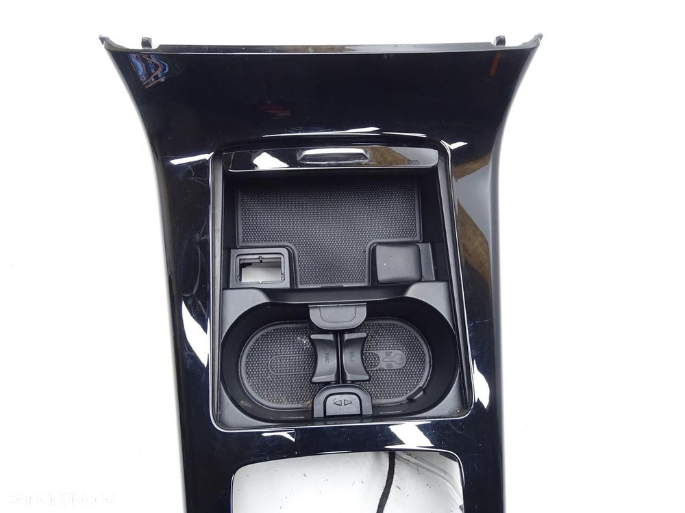 OSŁONA DEKOR TUNELU ŚRODKOWEGO SCHOWEK A1776805701 MERCEDES W177 A KLASA - 5