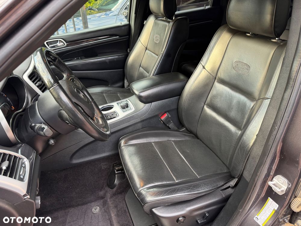 Jeep Grand Cherokee - 33