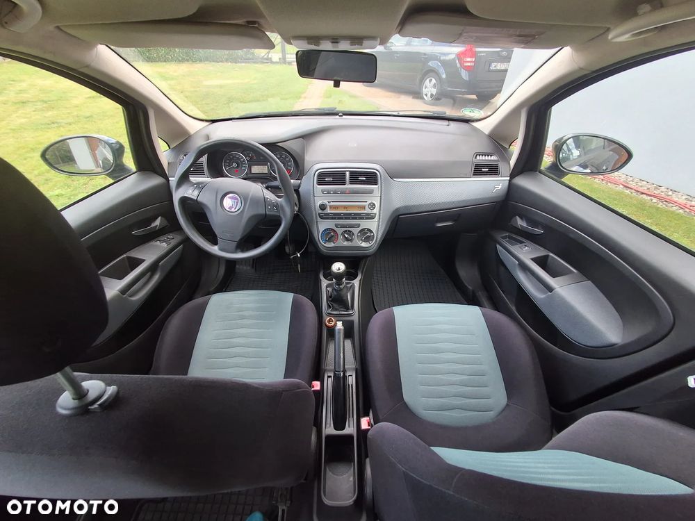 Fiat Punto - 16
