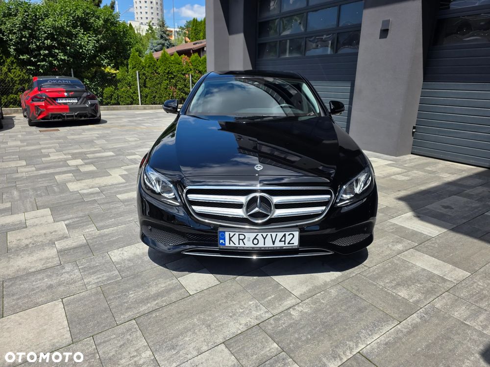 Mercedes-Benz Klasa E 220 d Business Edition 9G-TRONIC - 2
