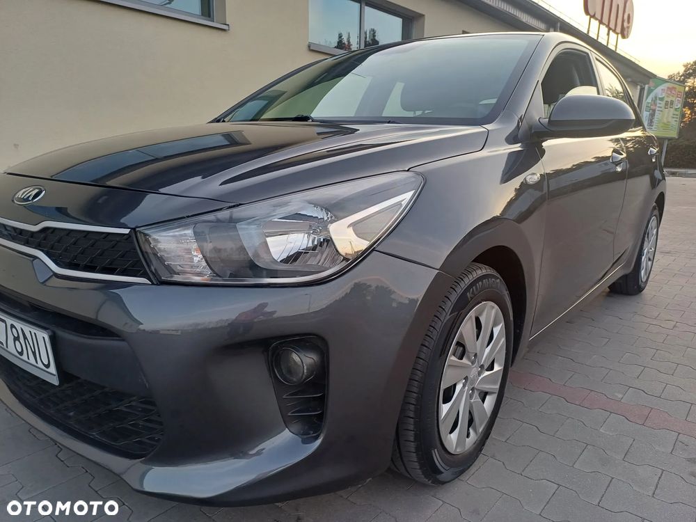 Kia Rio 1.2 Business Line - 36