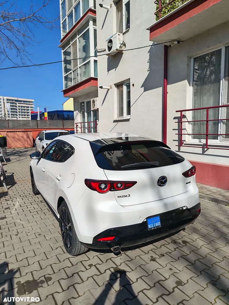 Mazda 3 - 4