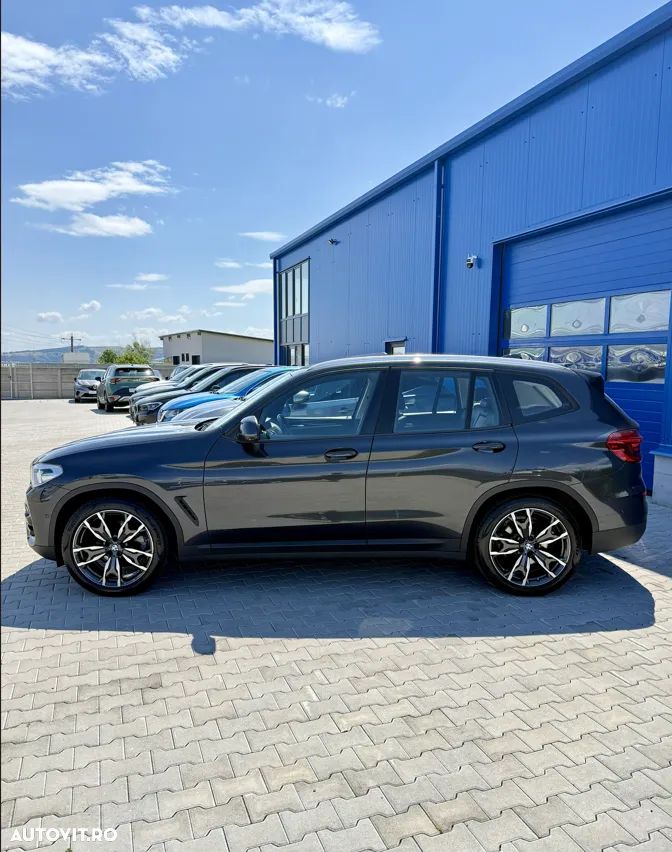 BMW X3 xDrive20d Aut. - 8