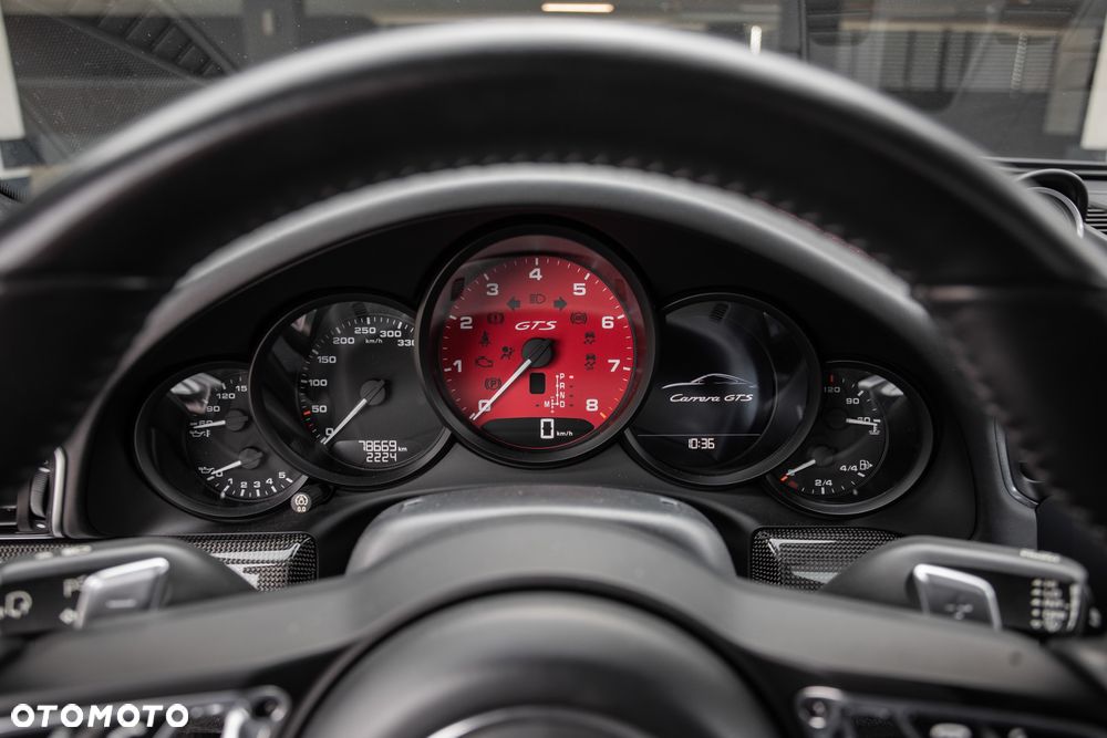 Porsche 911 Carrera GTS PDK - 24