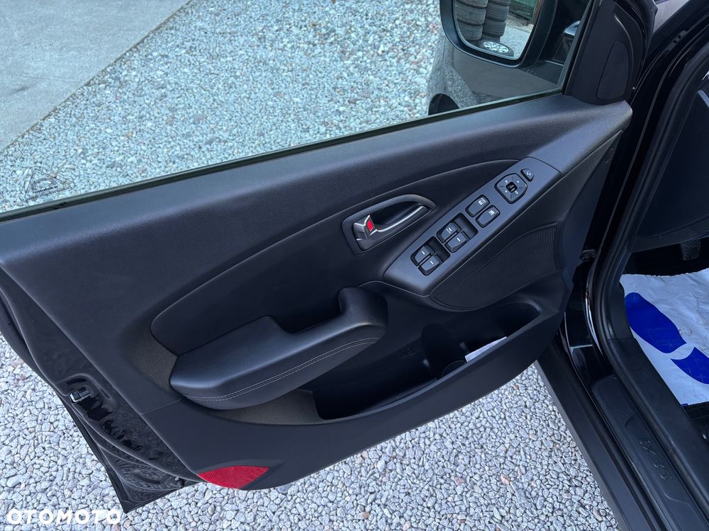 Hyundai ix35 2.0 CRDi Premium 2WD - 21