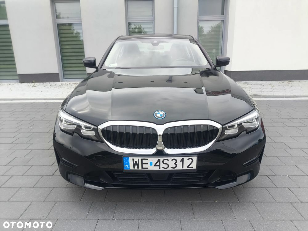 BMW Seria 3 320e - 14